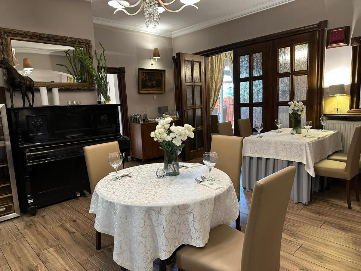 Hotel Kresowianka Konin  Luaran gambar