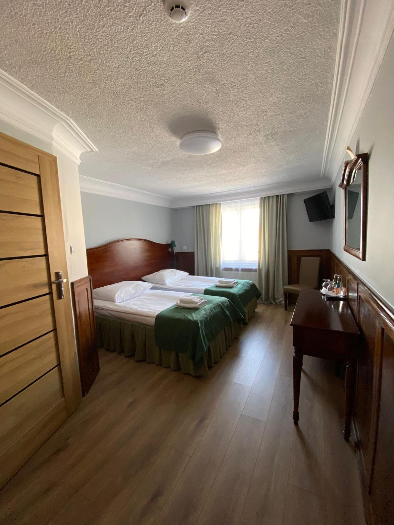 Hotel Kresowianka Konin  Luaran gambar
