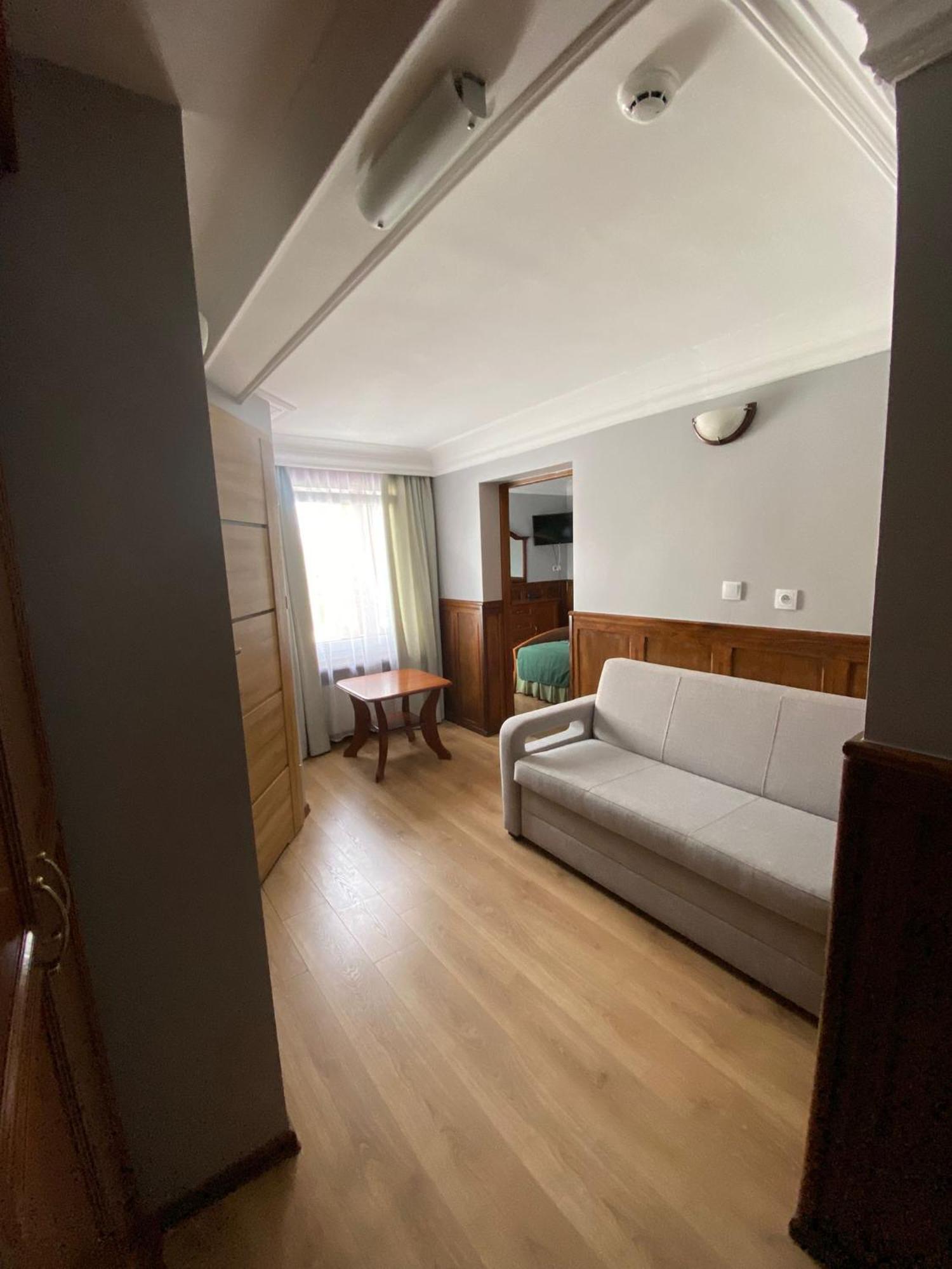 Hotel Kresowianka Konin  Luaran gambar